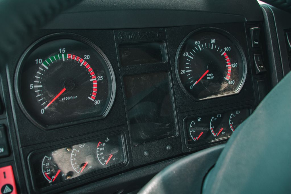 Автобетоносмеситель F3000 8x4 фото 9 Автобетоносмеситель F3000 8x4 фото 9