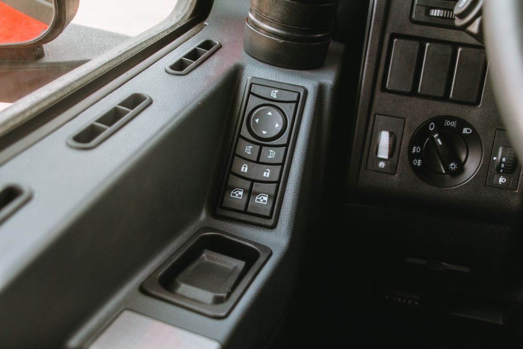 Седельный тягач SX42586W385C X3000 6х6 фото 19